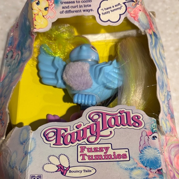 Hasbro Fairy Tails Fuzzy Tummies Blue and Yellow Toy - Picture 5 of 7